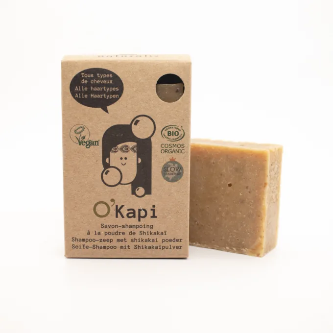 O'Kapi, shampoing solide à la poudre de shikakaï, pour tous types de cheveux.