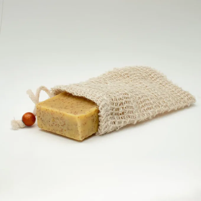 Pochette à savon en sisal, avec un savon